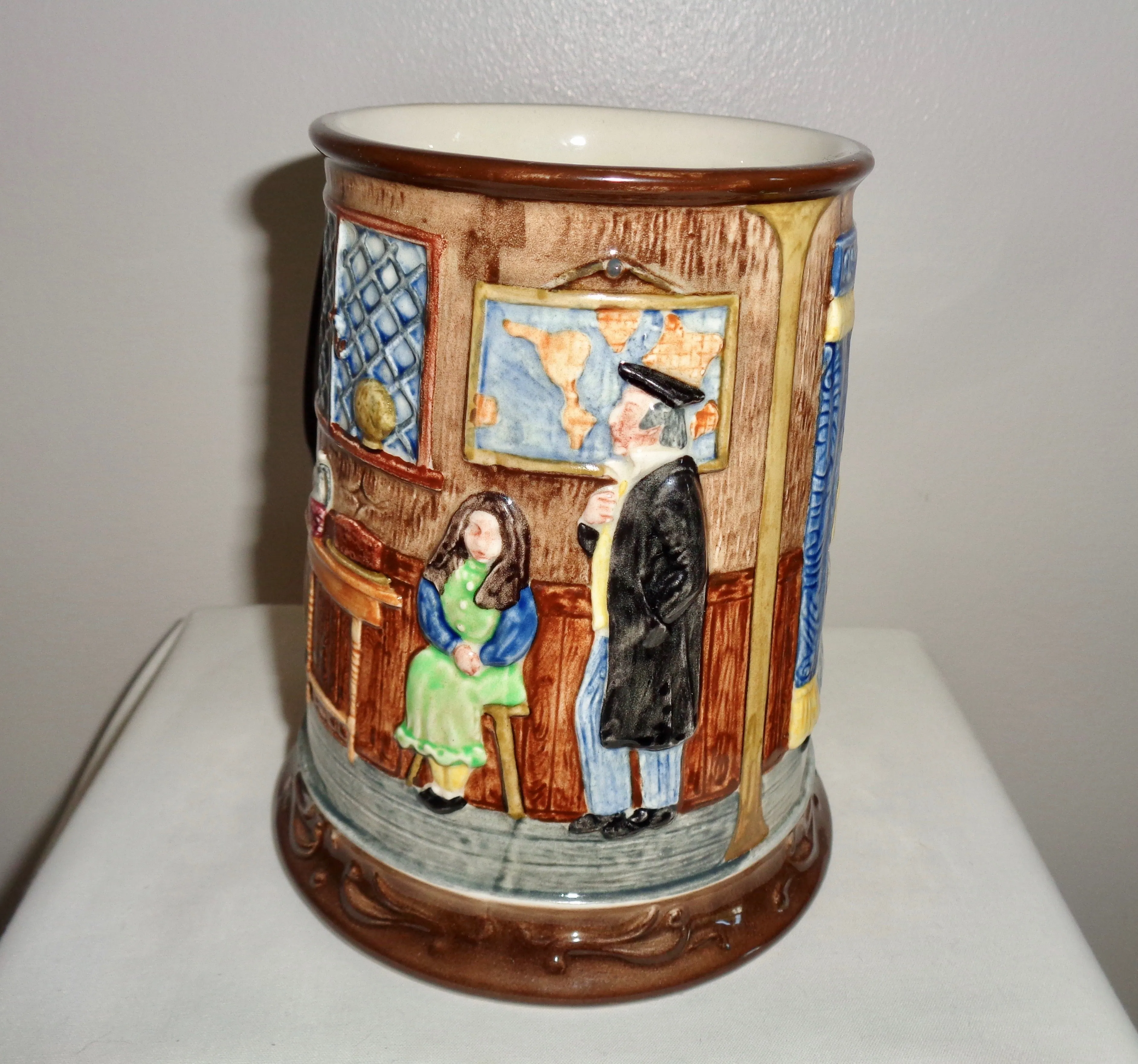 Beswick Christmas Carol Yule 1975 Tankard/Mug