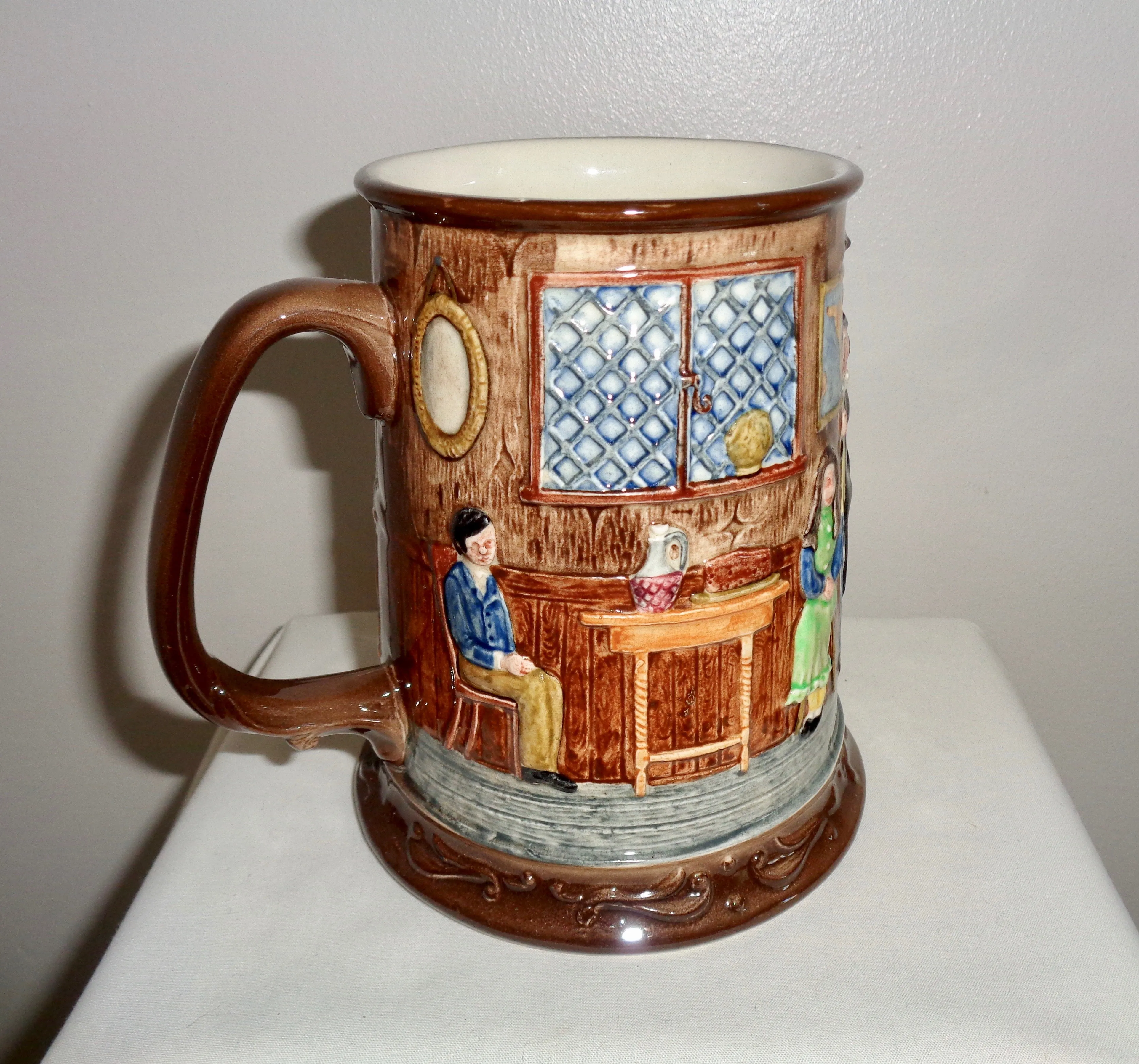 Beswick Christmas Carol Yule 1975 Tankard/Mug