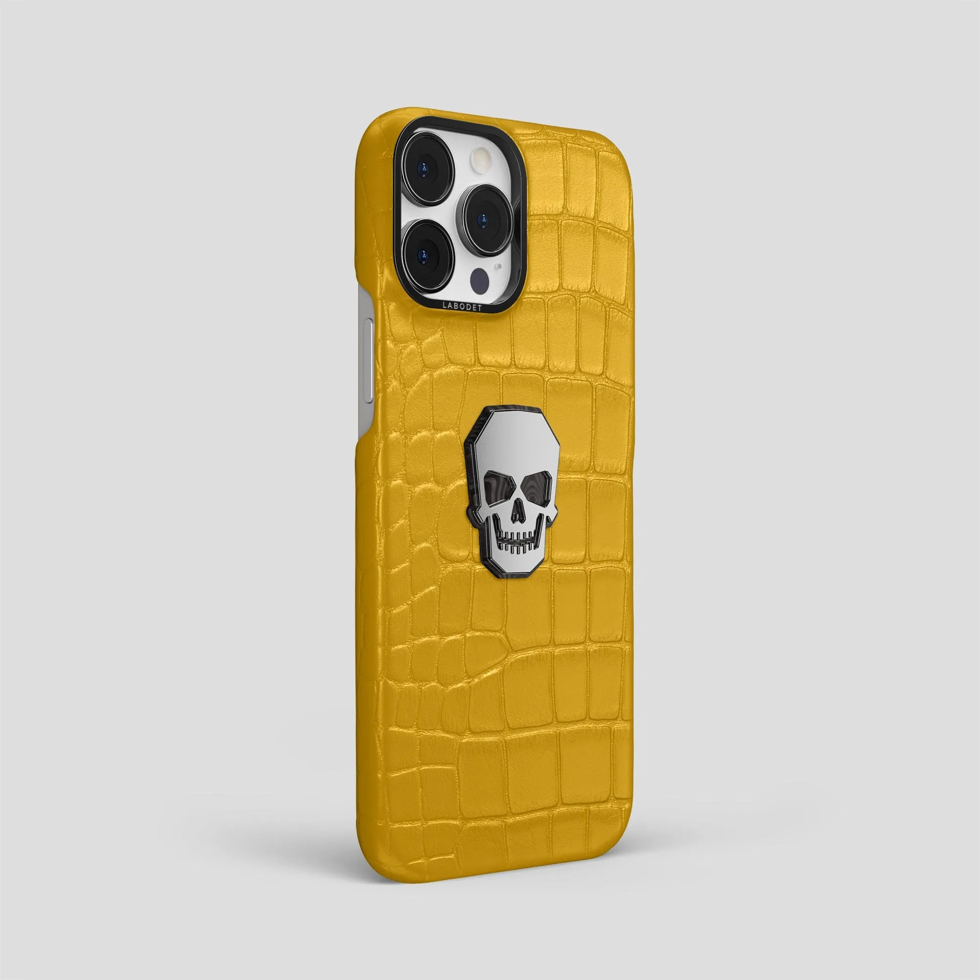 Classic Case With Titanium Skull For iPhone 15 Pro Max In Alligator