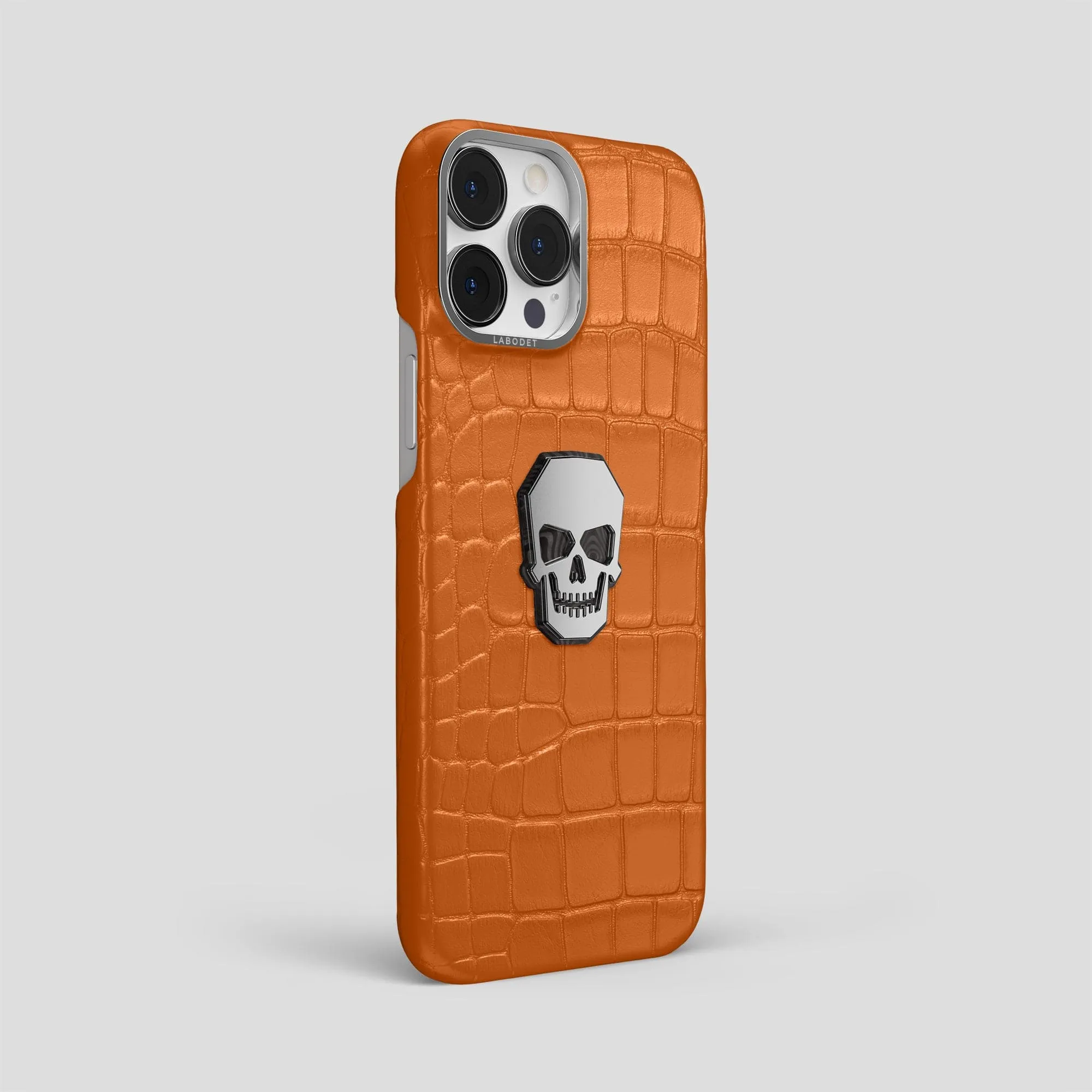 Classic Case With Titanium Skull For iPhone 15 Pro Max In Alligator