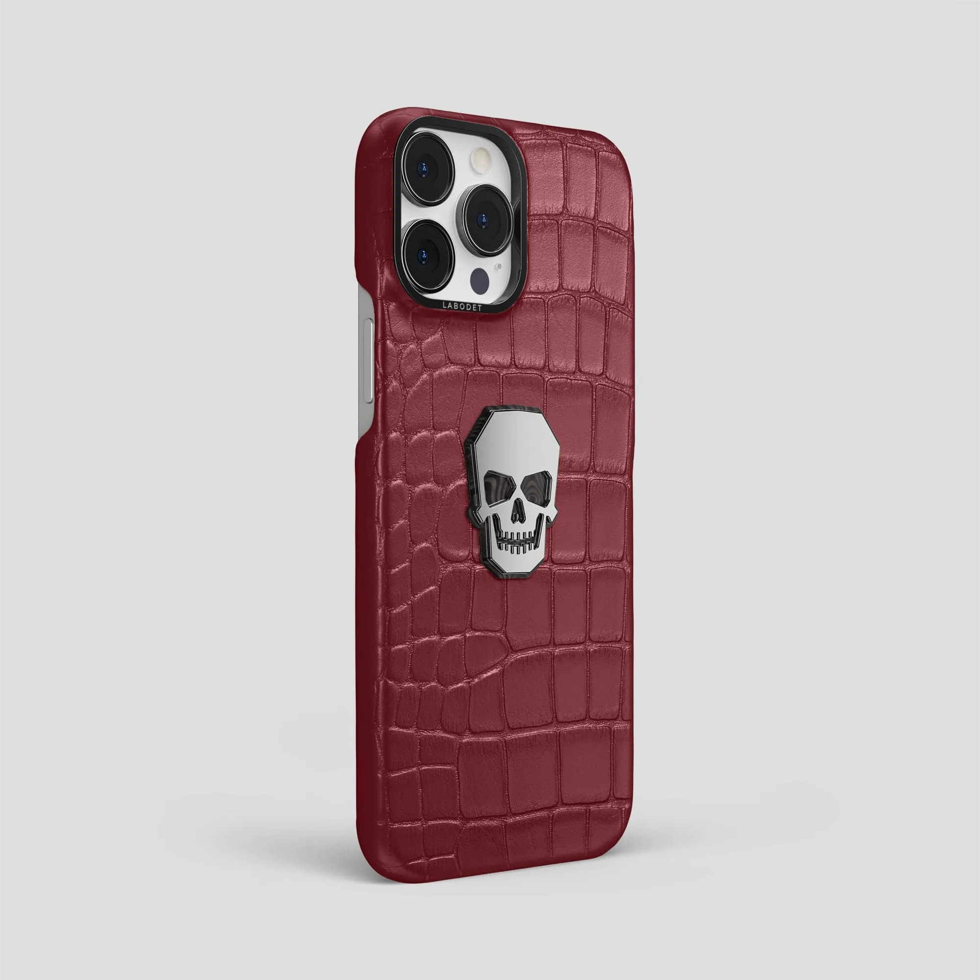 Classic Case With Titanium Skull For iPhone 15 Pro Max In Alligator