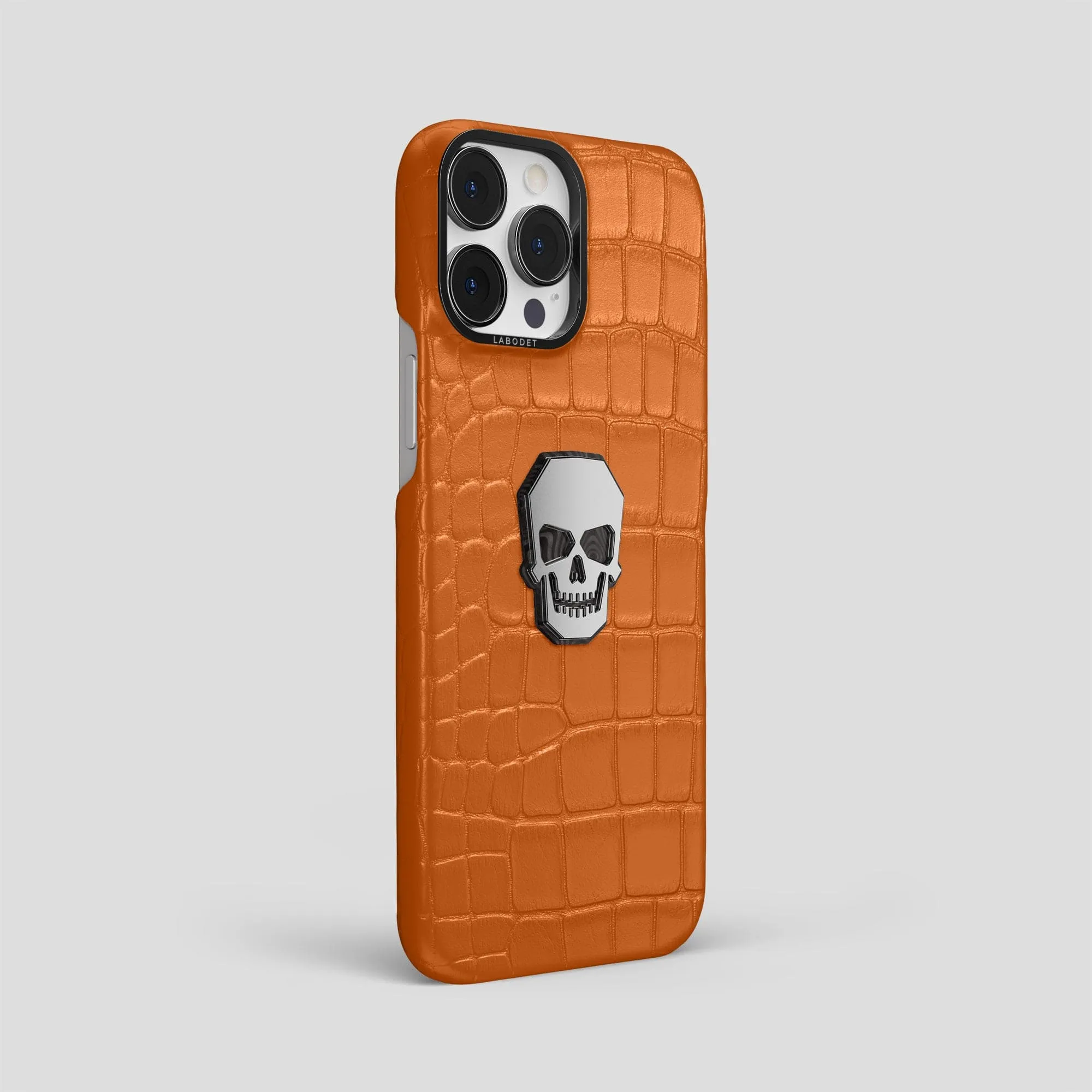 Classic Case With Titanium Skull For iPhone 15 Pro Max In Alligator