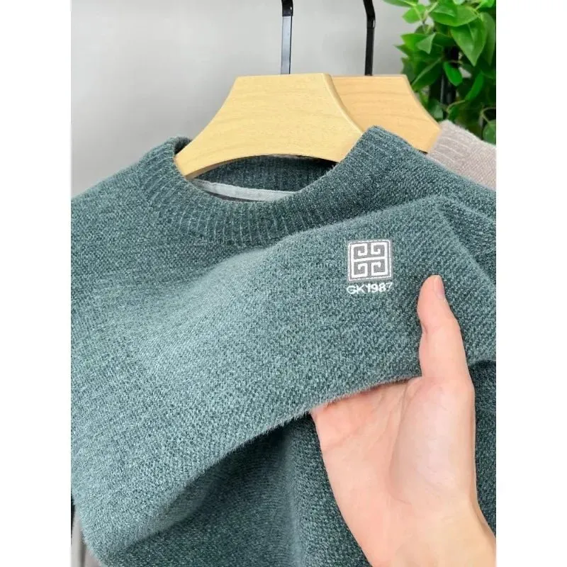 High End Winter Chenille Sweater for Men with Plush and Thickened Luxurious Round Neck Integrated Velvet Knitted Pullover Casual