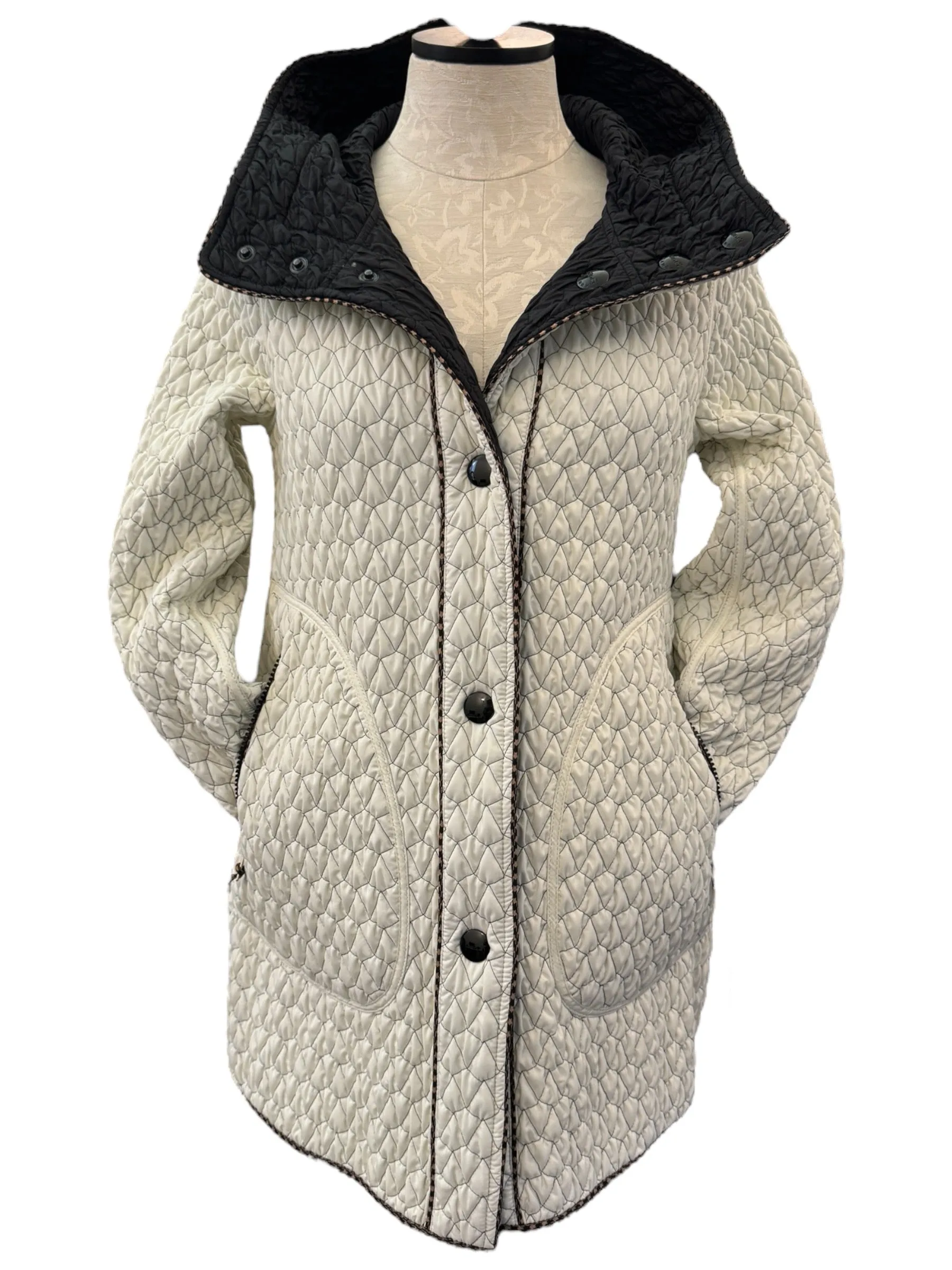 Landi Reversible Quilted Coat with Hood Black/White