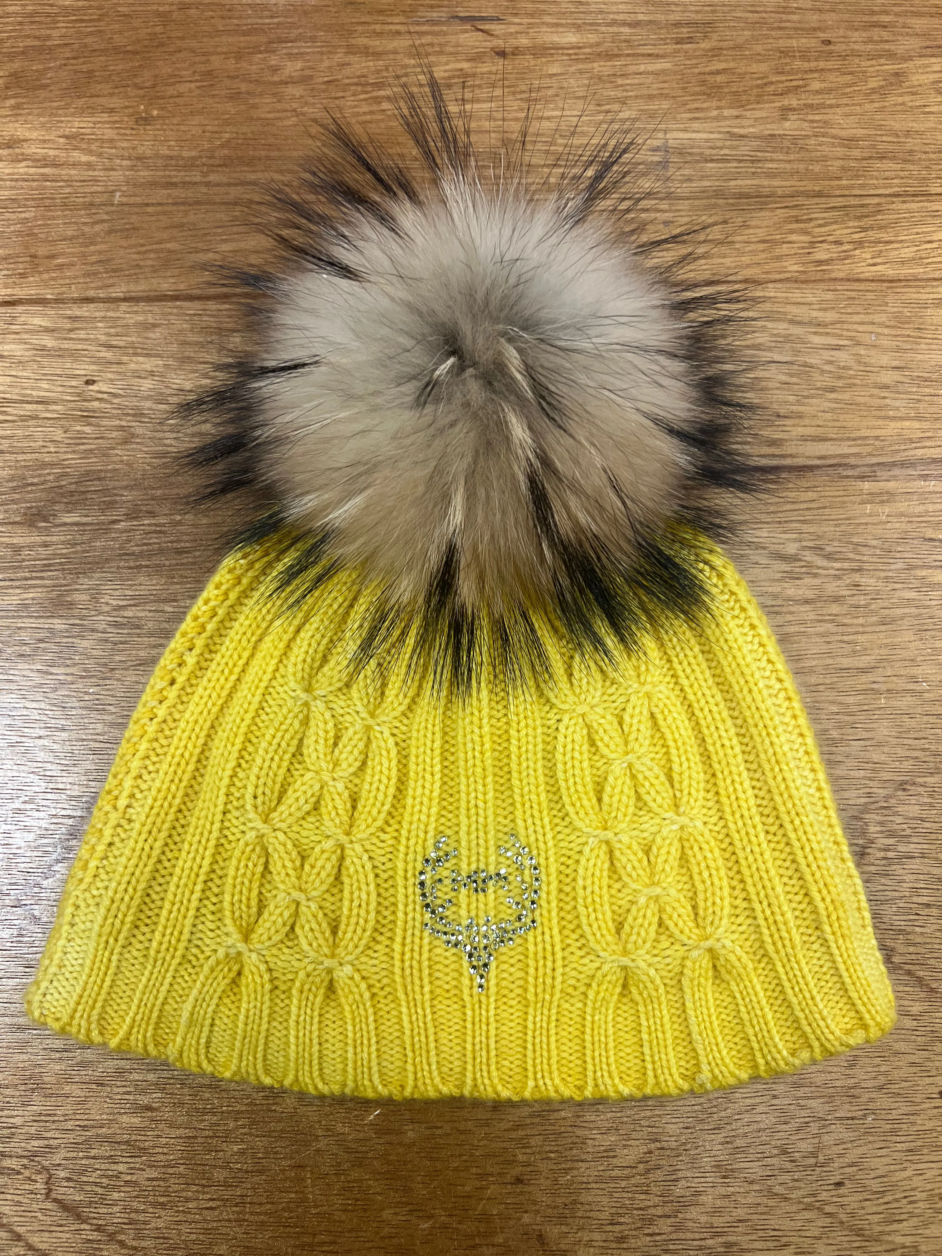 M. Miller | Cashmere Cable Hat With Detachable Pompom