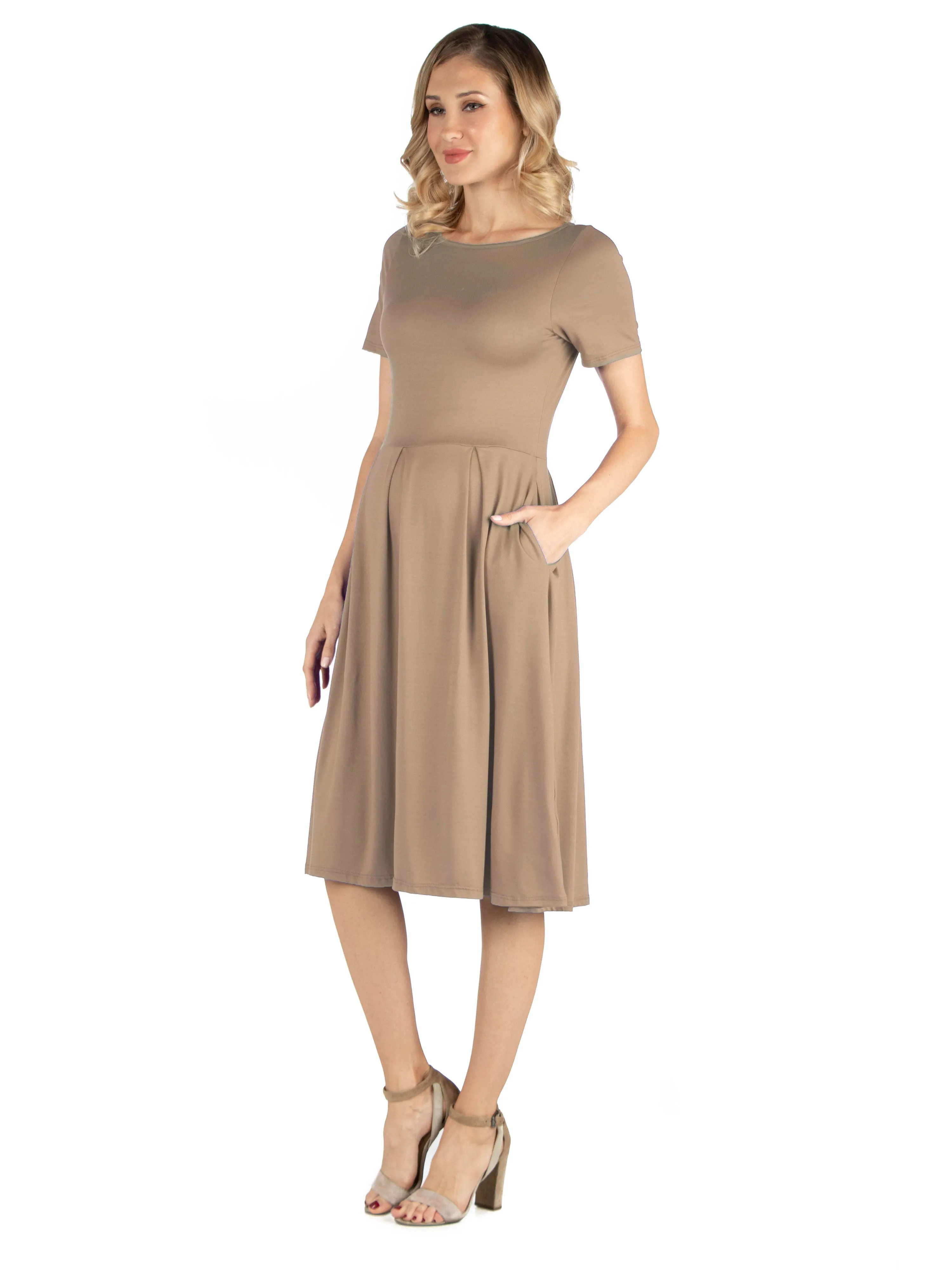 Maternity Midi Dress with Short Sleeve and Pocket Detail