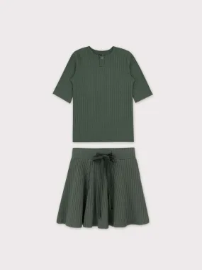 One Snap Henley 3/4 Sleeve Shirt & Skirt-Green