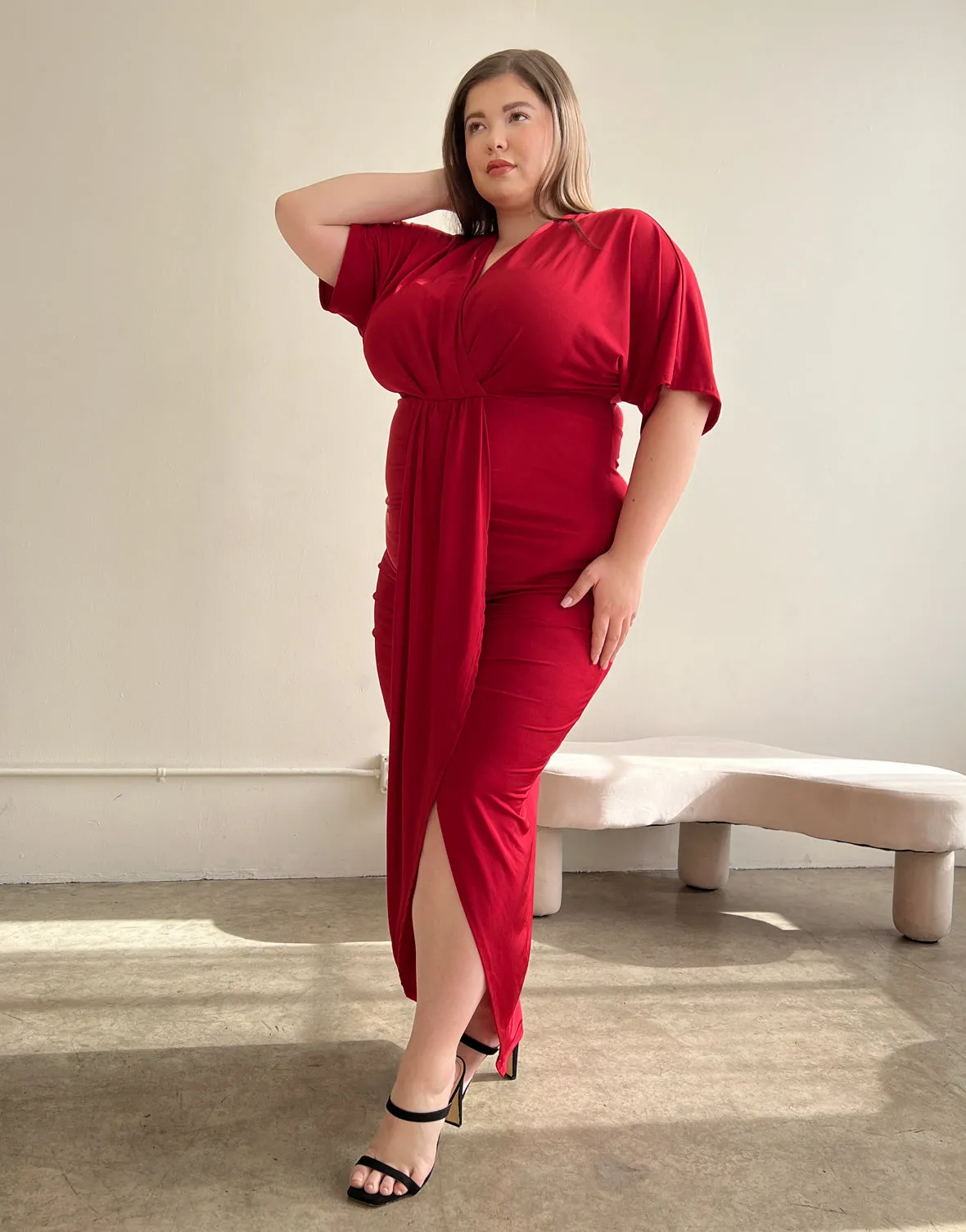 Plus Size Short Sleeve Gathered Midi Dress