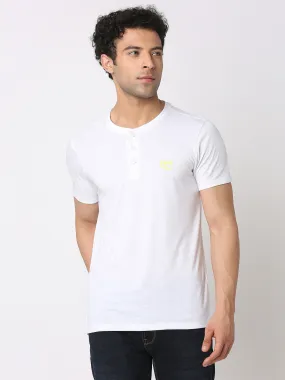 Spykar Men White Cotton Slim Fit Henley Neck Plain T-Shirt